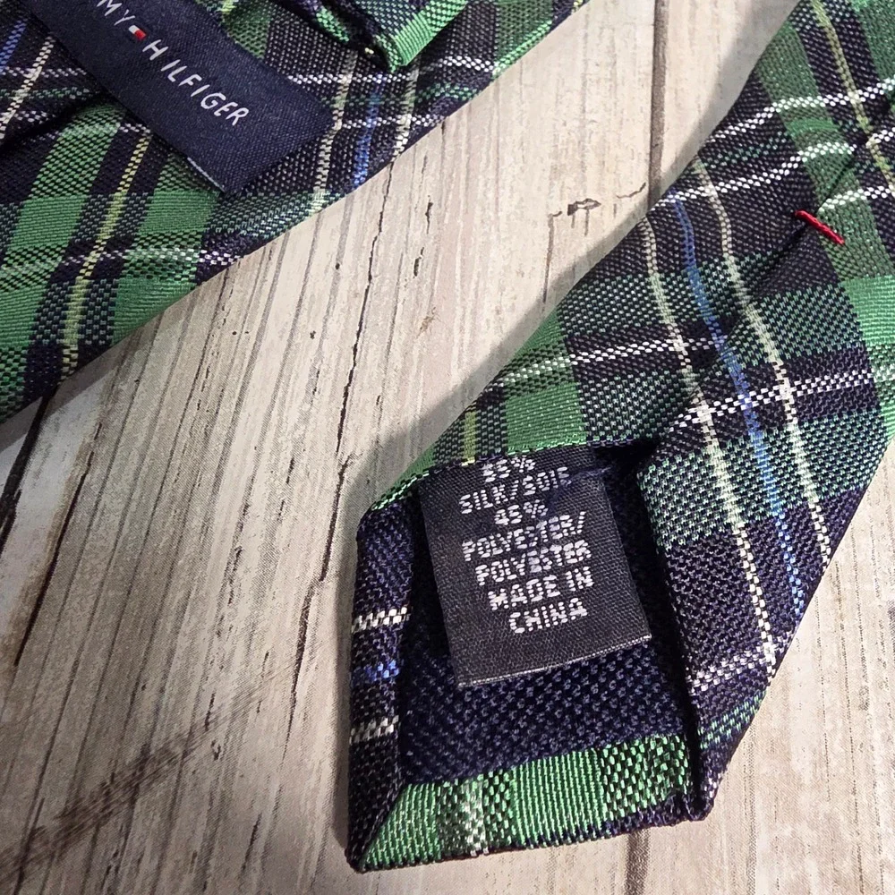 Tommy Hilfiger Mens Green Navy Blue Plaid Silk Blend Woven Necktie Tie